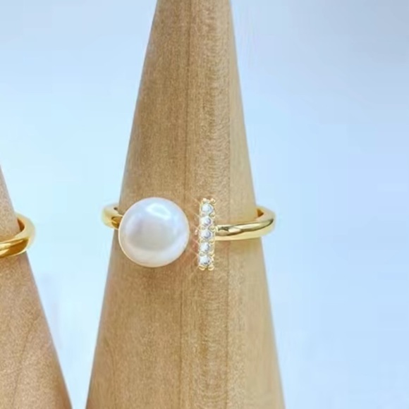 Freshwater Pearl T Ring - Picture 2 of 5